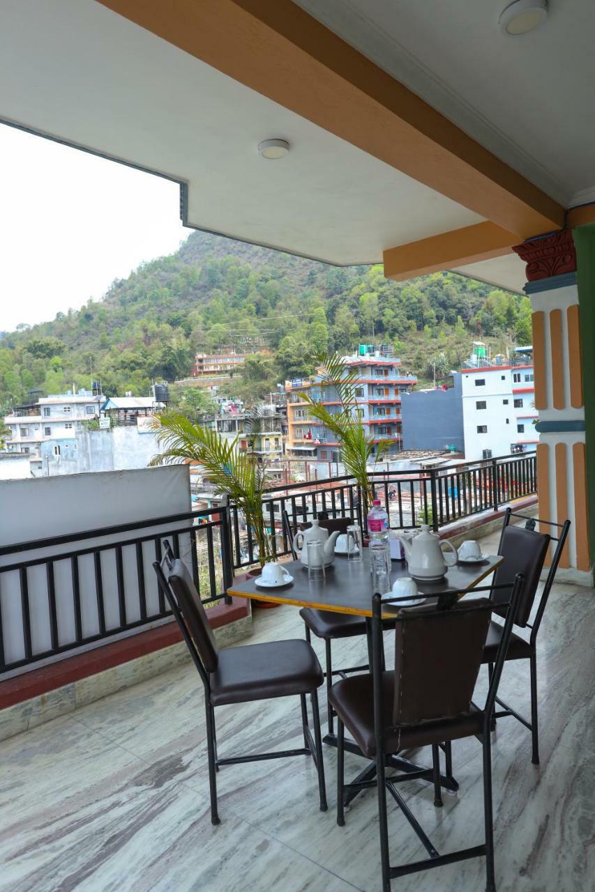 Hotel Blue Magnet Pokhara Exterior photo