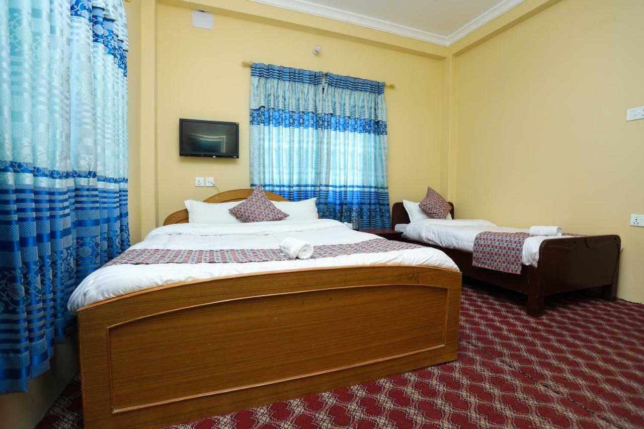 Hotel Blue Magnet Pokhara Exterior photo
