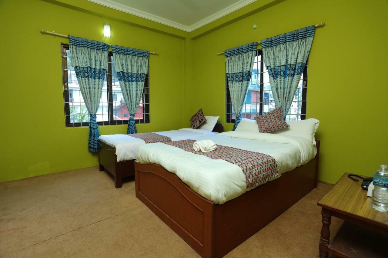 Hotel Blue Magnet Pokhara Exterior photo